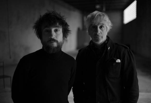 Lee Ranaldo in Raül Refree  fotograf Ari Marcopoulos