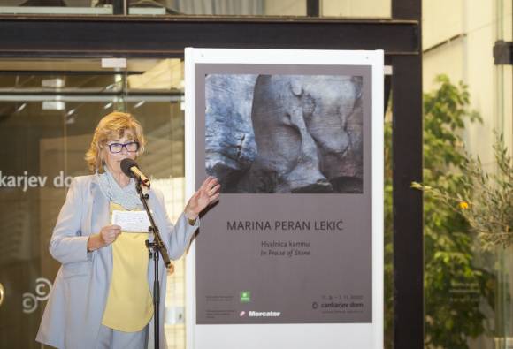 odprtje razstave Marina Peran Lekić Hvalnica kamnu foto Kristina Bursać