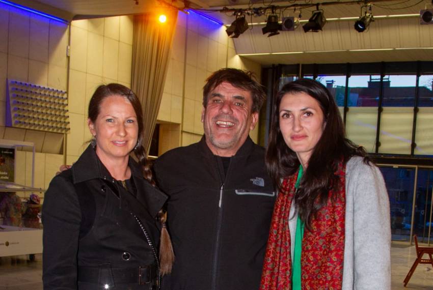 Arhitektka Katarina Štok- Pretnar, avtorica postavitve razstave in fotograf Arne Hodalič s soprogo, foto Marko Vavpotič
